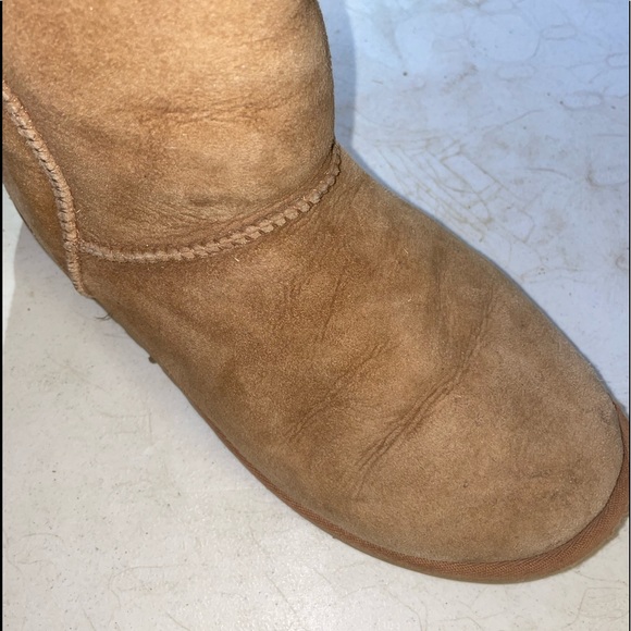 UGG - Picture 4 of 5